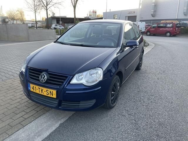 Blauw Gebruikt 2006 VW Polo Hatchback | € 1.499 (Goede deal) - Afbeelding 1/4
