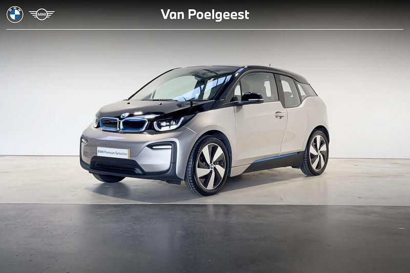 Grijs Gebruikt 2022 BMW i3 Basis Hatchback | € 22.895 (Eerlijke prijs) - Afbeelding 1/4