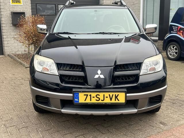 Occasion Mitsubishi Outlander Invite+ 136 PK (100 kW) 2006 Zwart SUV