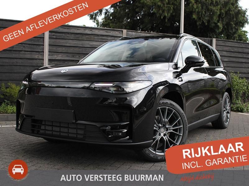 Zwart Gebruikt 2025 Leapmotor C10 SUV | € 36.949 (Eerlijke prijs) - Afbeelding 1/4