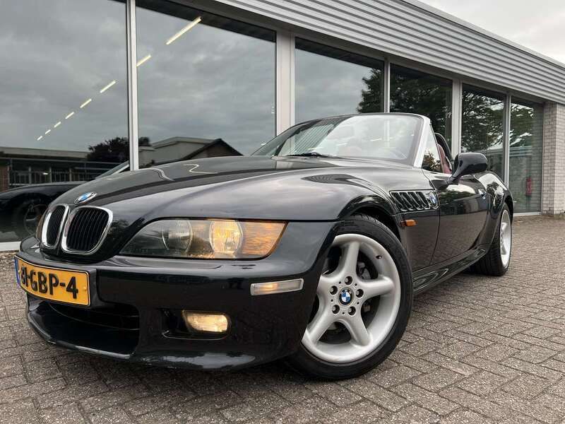 Zwart Gebruikt 1999 BMW Z3 Cabriolet | € 13.950 (Eerlijke prijs) - Afbeelding 1/4