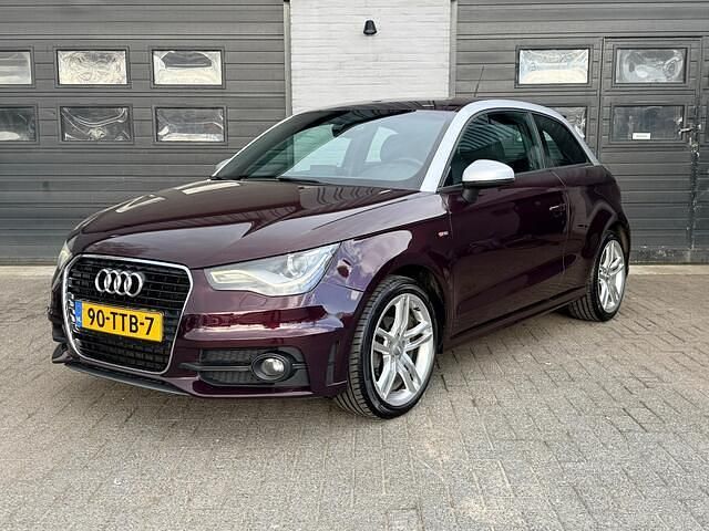 Occasion Audi A1 S-Line 86 PK (63 kW) 2012 Paars Hatchback