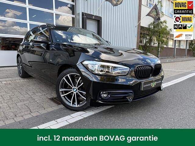 Zwart Gebruikt 2018 BMW 116 Executive Hatchback | € 16.950 (Iets duurder) - Afbeelding 1/4