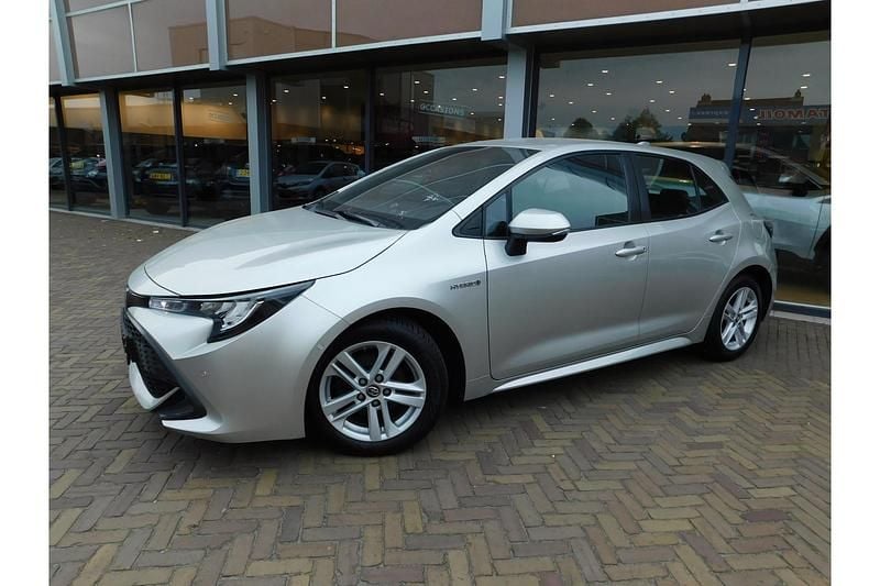 Grijs Gebruikt 2019 Toyota Corolla Active Hatchback | € 18.900 (Iets duurder) - Afbeelding 1/1