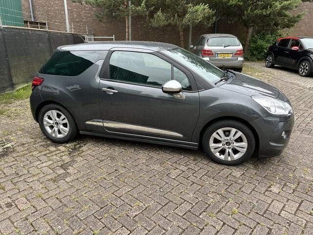 Occasion Citroën DS3 So Chic 82 PK (60 kW) 2015 Grijs Hatchback