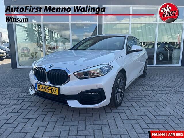 Wit Gebruikt 2020 BMW 118 Executive Hatchback | € 20.995 (Goede deal) - Afbeelding 1/4