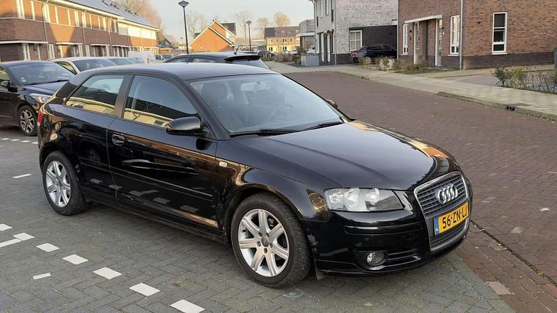 Occasion Audi A3 Attraction 105 PK (77 kW) 2008 Zwart Hatchback