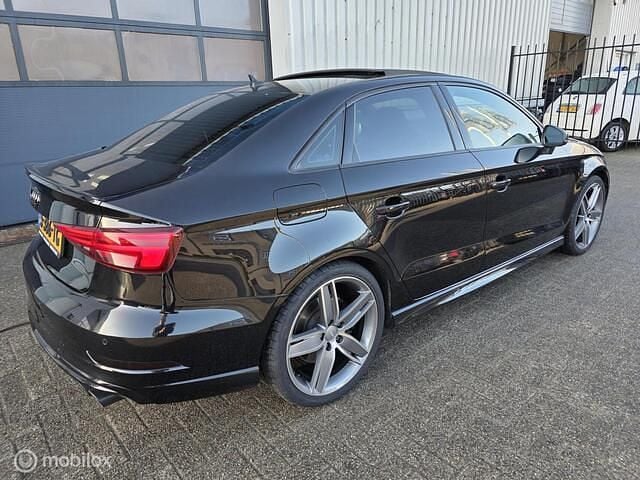 Occasion Audi S3 Comfort 299 PK (219 kW) 2019 Zwart Sedan