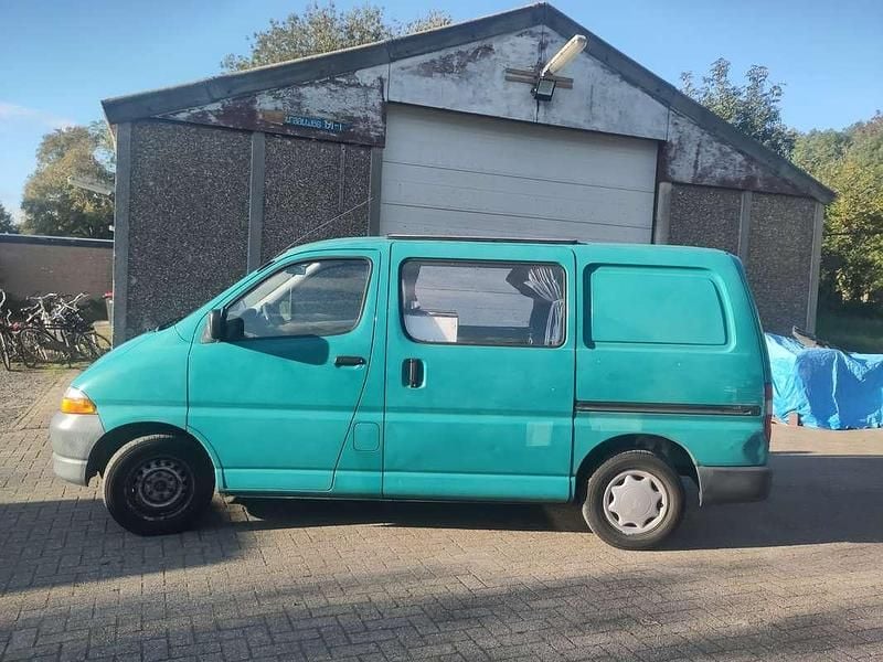Occasion Toyota HiAce 90 PK (66 kW) 1998 Blauw Van