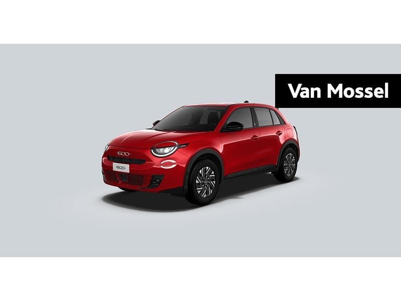 Rood Nieuw 2025 Fiat 600 Pop SUV | € 29.990 (Eerlijke prijs) - Afbeelding 1/4