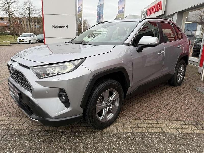Occasion Toyota RAV4 Hybrid Edition 222 PK (163 kW) 2024 Zilver SUV