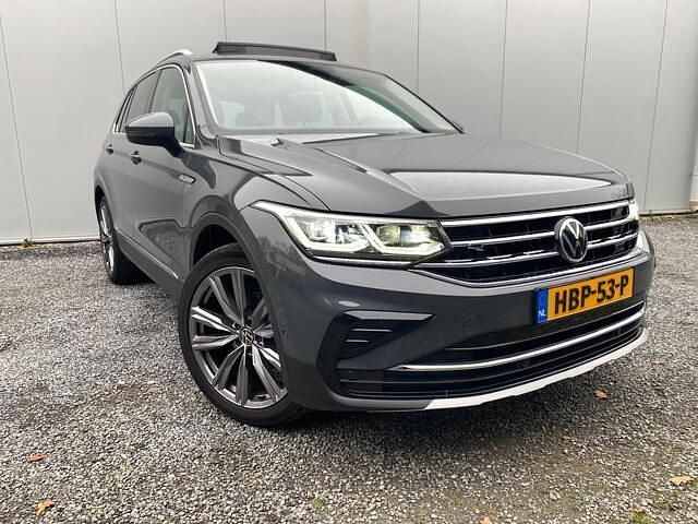 Occasion VW Tiguan IQ Drive 150 PK (110 kW) 2021 Grijs (metallic) SUV