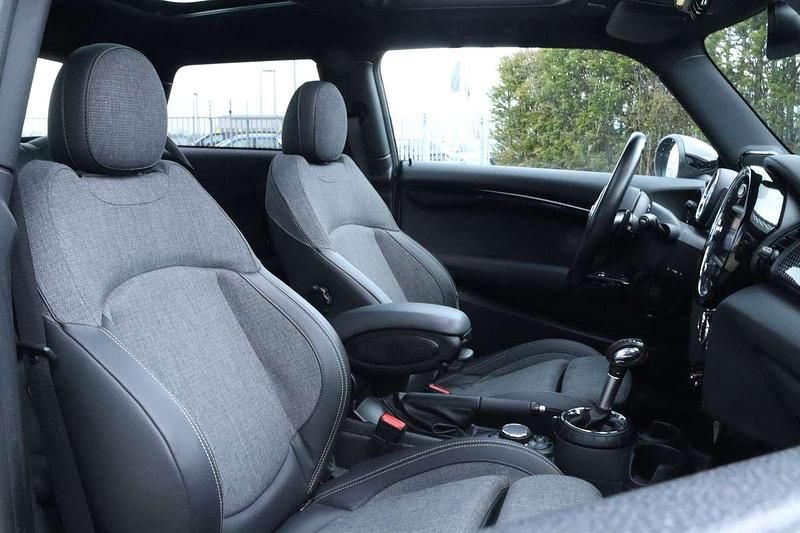 Occasion Mini Cooper S Business 192 PK (141 kW) 2016 Wit Hatchback