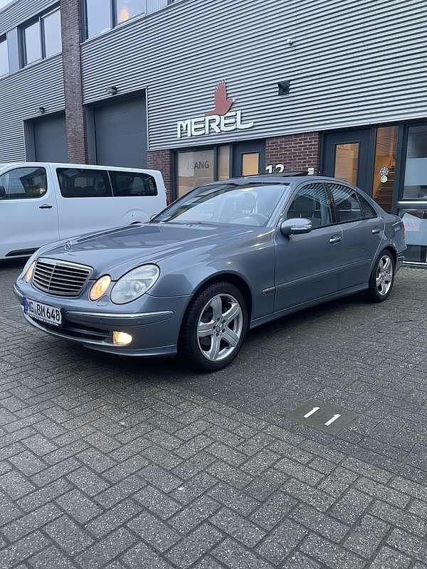 Occasion 2004 Mercedes E280 Avantgarde Sedan | € 3.200 - Afbeelding 1/4