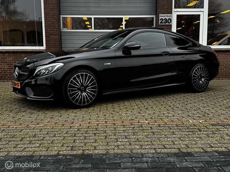 Zwart Occasion 2017 Mercedes C43 AMG AMG Coupé | € 26.950 (Iets duurder) - Afbeelding 1/4
