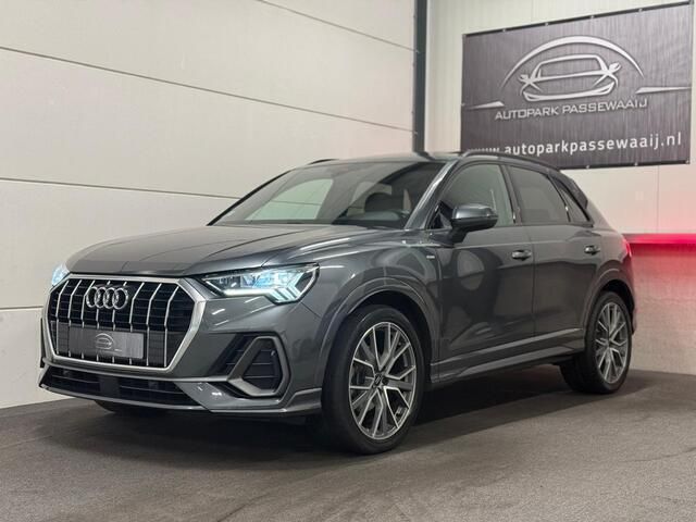 Grijs Gebruikt 2019 Audi Q3 S-Line SUV | € 35.450 (Iets duurder) - Afbeelding 1/4