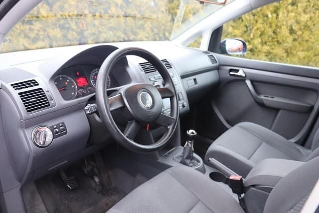 Occasion VW Touran Highline 105 PK (77 kW) 2005 Blauw MPV