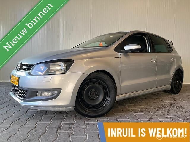 Grijs Occasion 2011 VW Polo Trendline Hatchback | € 2.250 (Iets duurder) - Afbeelding 1/4