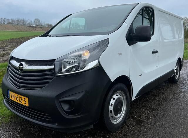 Overige Gebruikt 2015 Opel Vivaro Edition Van | € 8.950 (Iets duurder) - Afbeelding 1/4