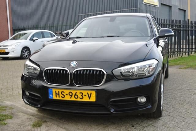 Occasion BMW 118 Sport Line 136 PK (100 kW) 2015 Zwart Hatchback