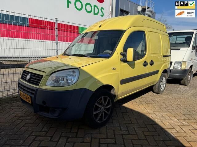 Geel Gebruikt 2008 Fiat Doblò Comfort MPV | € 1.650 (Super prijs) - Afbeelding 1/4
