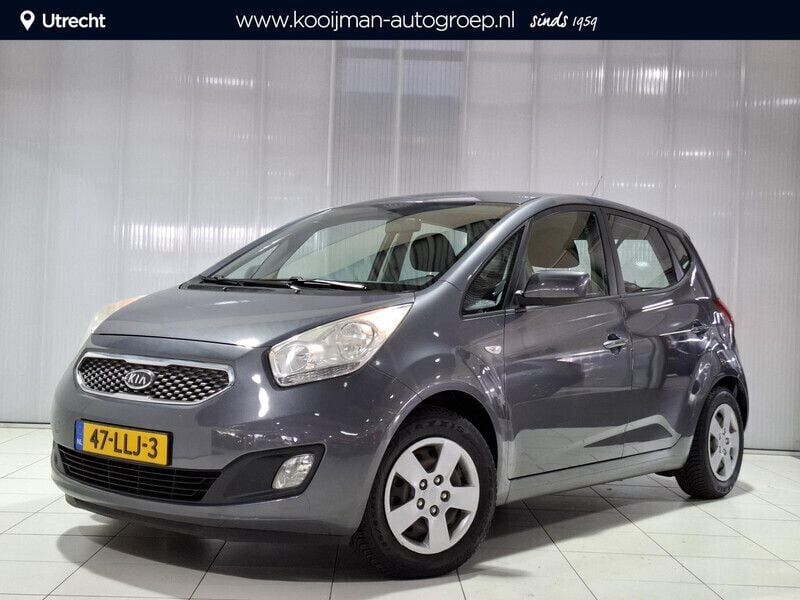 Steel gray metallic (9a) Gebruikt 2010 Kia Venga Hatchback | € 7.950 (Eerlijke prijs) - Afbeelding 1/4