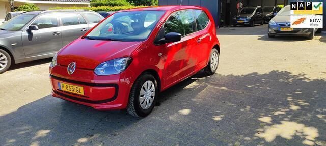 Rood Gebruikt 2012 VW up! take up! Hatchback | € 3.499 (Eerlijke prijs) - Afbeelding 1/4