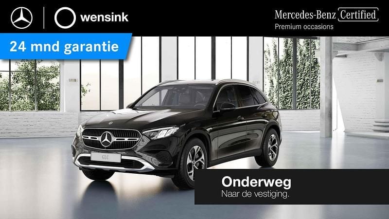 Zwart Gebruikt 2024 Mercedes GLC300e Luxury SUV | € 62.850 (Goede deal) - Afbeelding 1/4
