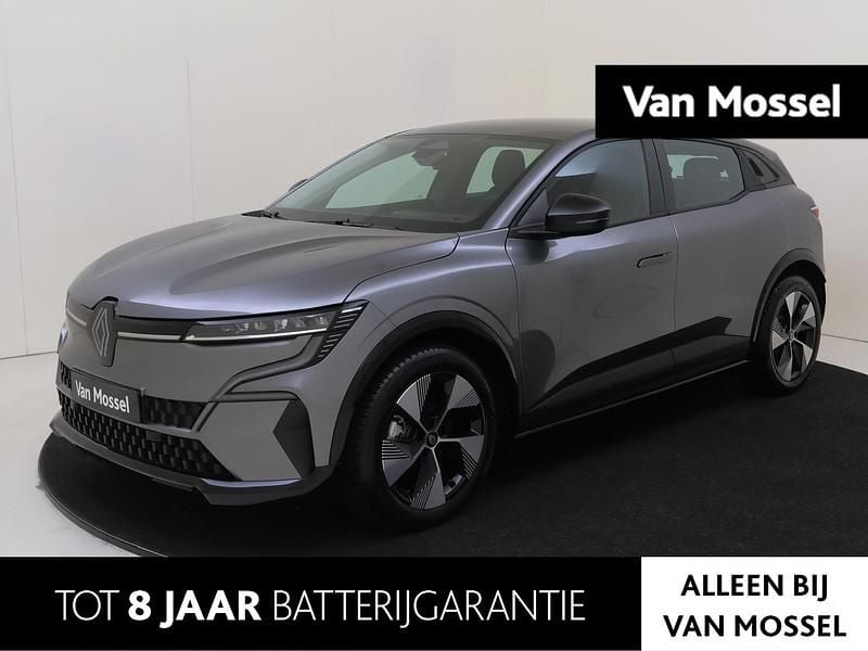 Grijs Nieuw 2025 Renault Mégane Equilibre Hatchback | € 36.384 (Eerlijke prijs) - Afbeelding 1/4