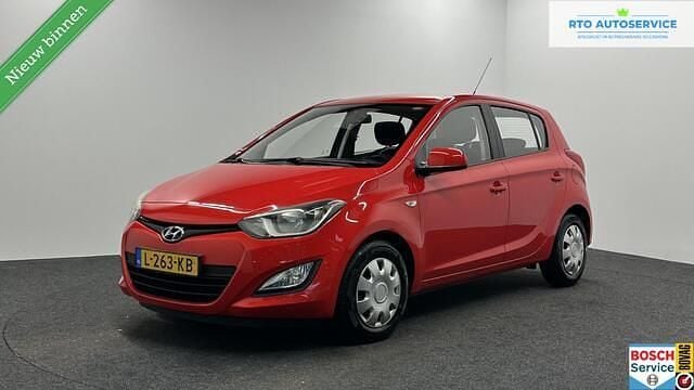 Rood Gebruikt 2012 Hyundai i20 Hatchback | € 5.000 (Eerlijke prijs) - Afbeelding 1/4