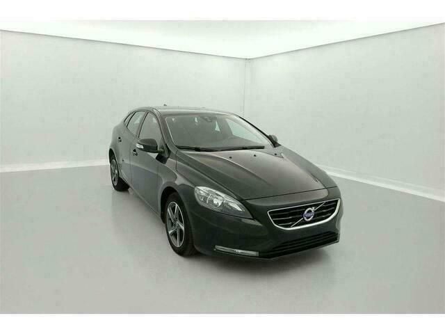 Occasion Volvo V40 120 PK (88 kW) 2017 Zwart Stationwagen
