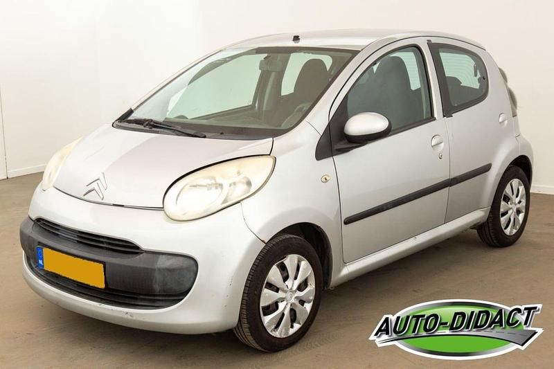 Zilver Occasion 2006 Citroën C1 Hatchback | € 1.250 (Super prijs) - Afbeelding 1/4
