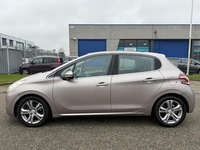 Occasion Peugeot 208 Allure 95 PK (69 kW) 2012 Grijs Hatchback