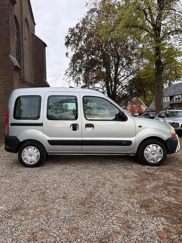 Occasion Renault Kangoo 95 PK (69 kW) 2002 Grijs MPV