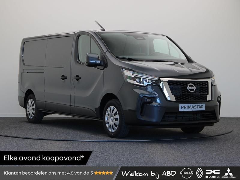 Zwart Nieuw 2024 Nissan Primastar Nismo MPV | € 28.895 - Afbeelding 1/3