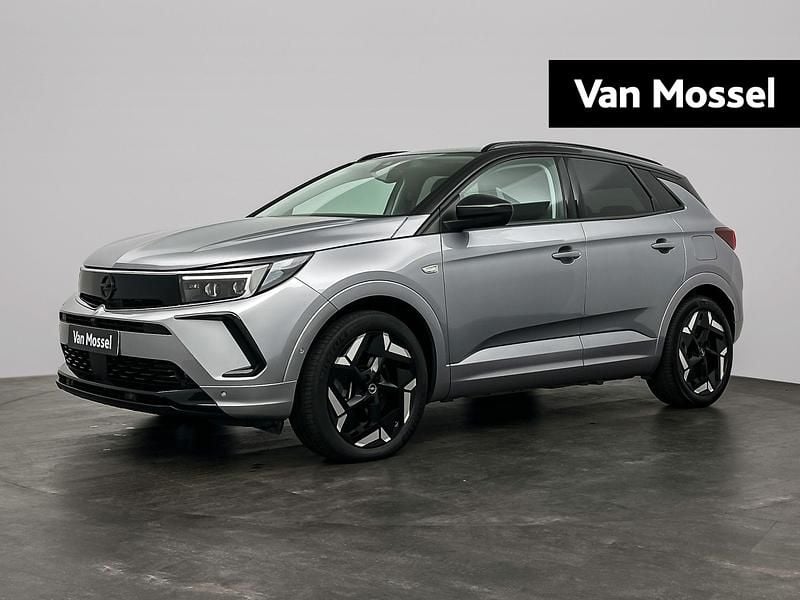 Zwart Gebruikt 2023 Opel Grandland X GSe SUV | € 28.940 (Eerlijke prijs) - Afbeelding 1/4