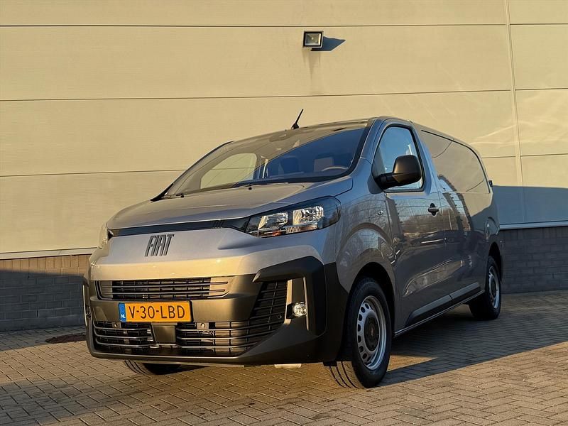 Grijs Gebruikt 2024 Fiat Scudo Van | € 30.899 (Super prijs) - Afbeelding 1/4