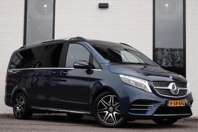 Blauw Gebruikt 2023 Mercedes V300 AMG MPV | € 69.950 (Eerlijke prijs) - Afbeelding 1/4