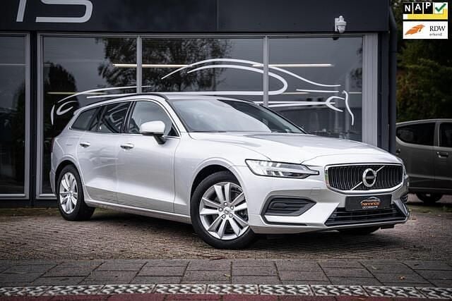Grijs Occasion 2021 Volvo V60 Business Edition Stationwagen | € 26.495 (Eerlijke prijs) - Afbeelding 1/4