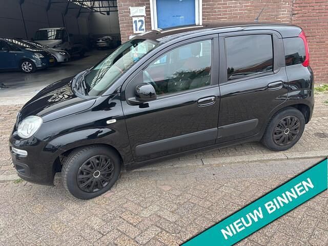Occasion Fiat Panda Lounge 65 PK (47 kW) 2013 Zwart Hatchback