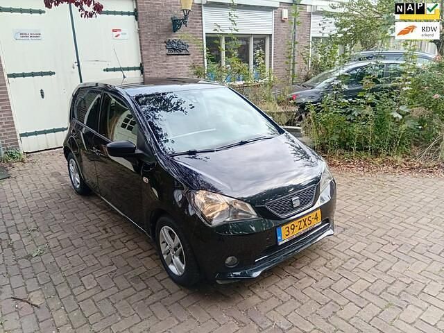 Zwart Gebruikt 2013 Seat Mii Hatchback | € 3.795 (Eerlijke prijs) - Afbeelding 1/4