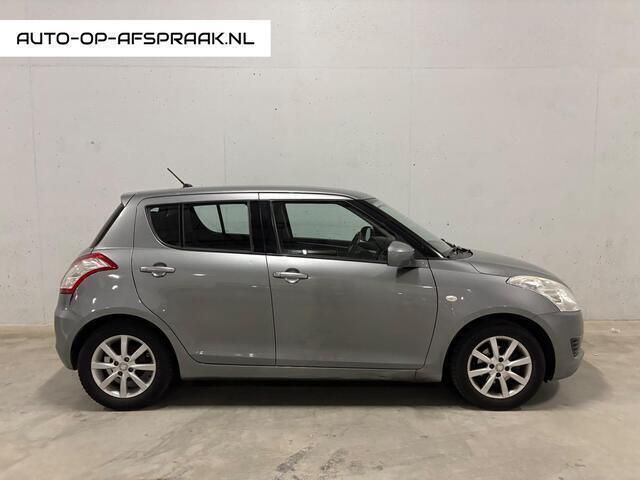 Grijs Gebruikt 2011 Suzuki Swift Comfort Hatchback | € 3.333 (Goede deal) - Afbeelding 1/4