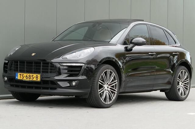 Zwart Gebruikt 2017 Porsche Macan SUV | € 34.940 (Goede deal) - Afbeelding 1/4