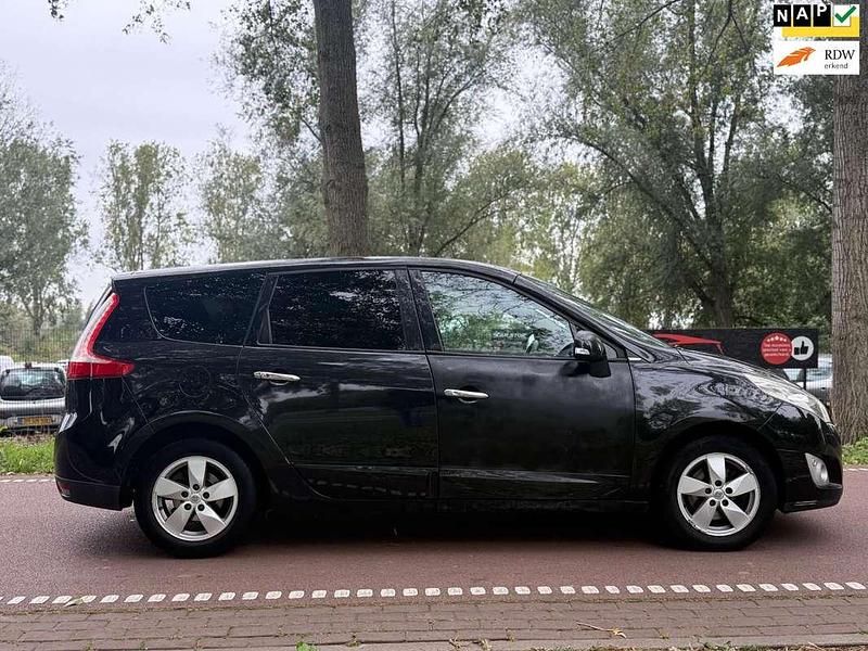 Zwart Gebruikt 2010 Renault Grand Scénic III Dynamique MPV | € 1.499 (Goede deal) - Afbeelding 1/4