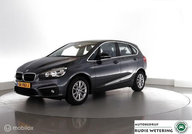 Grijs Gebruikt 2015 BMW 218 M Sport Stationwagen | € 11.450 (Eerlijke prijs) - Afbeelding 1/4