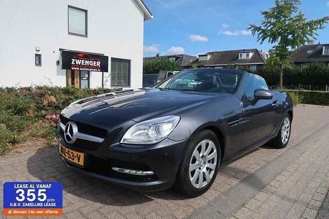 Grijs Gebruikt 2014 Mercedes SLK200 Cabriolet | € 21.950 (Eerlijke prijs) - Afbeelding 1/4