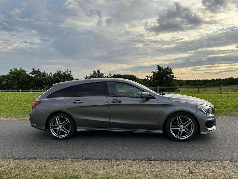 Occasion Mercedes CLA200 Prestige 156 PK (114 kW) 2015 Grijs Stationwagen
