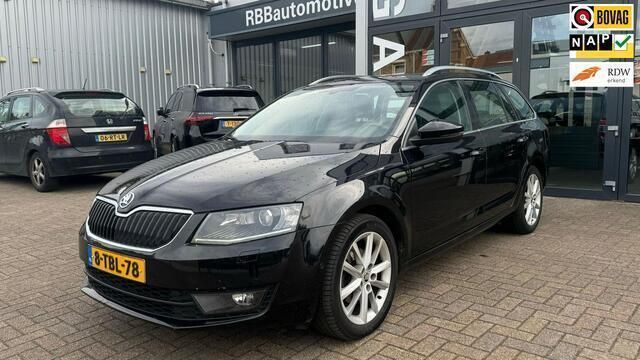 Zwart Gebruikt 2014 Skoda Octavia Business Line Stationwagen | € 5.995 (Iets duurder) - Afbeelding 1/4