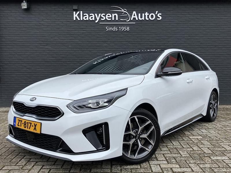 Wit Gebruikt 2019 Kia ProCeed GT-Line Hatchback | € 23.450 (Eerlijke prijs) - Afbeelding 1/4