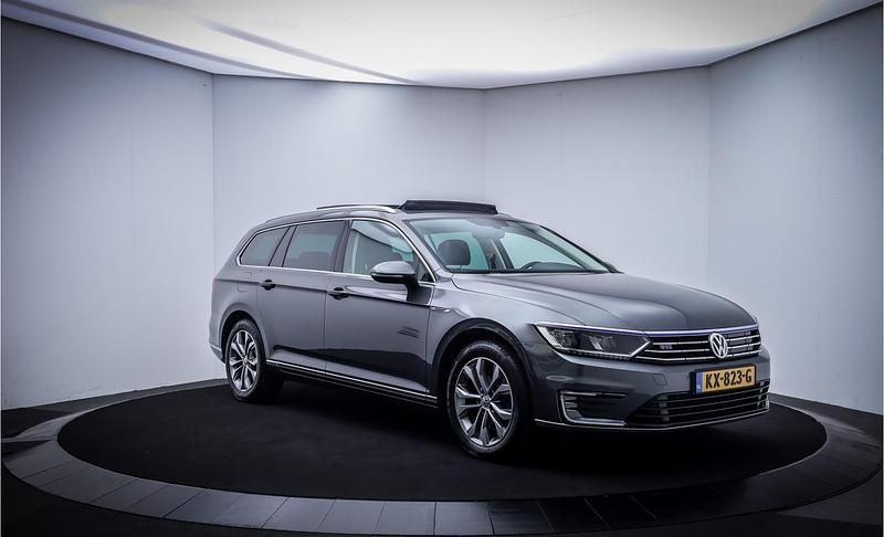Occasion VW Passat GTE 2016 Grijs Stationwagen